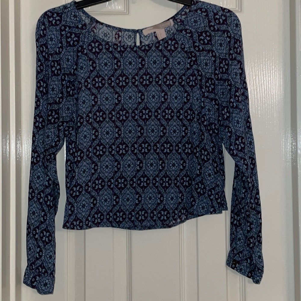 Forever 21 Boho pattern long sleeve cropped blouse
